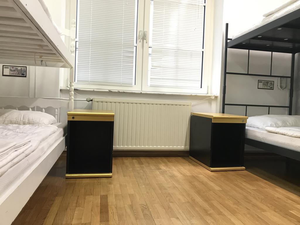 Hostel Tresor ليوبليانا الغرفة الصورة